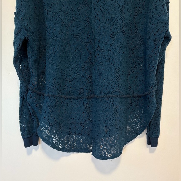 Free people Jewel Blue Not Cold In This Floral Brushed Lace Knit , sz medium - Picture 3 of 9